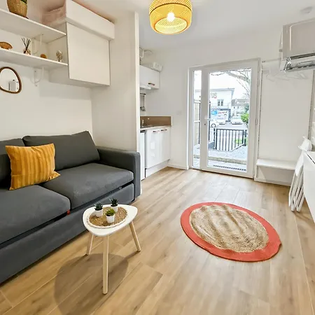 Equipe A Avec Terrasse Apartman